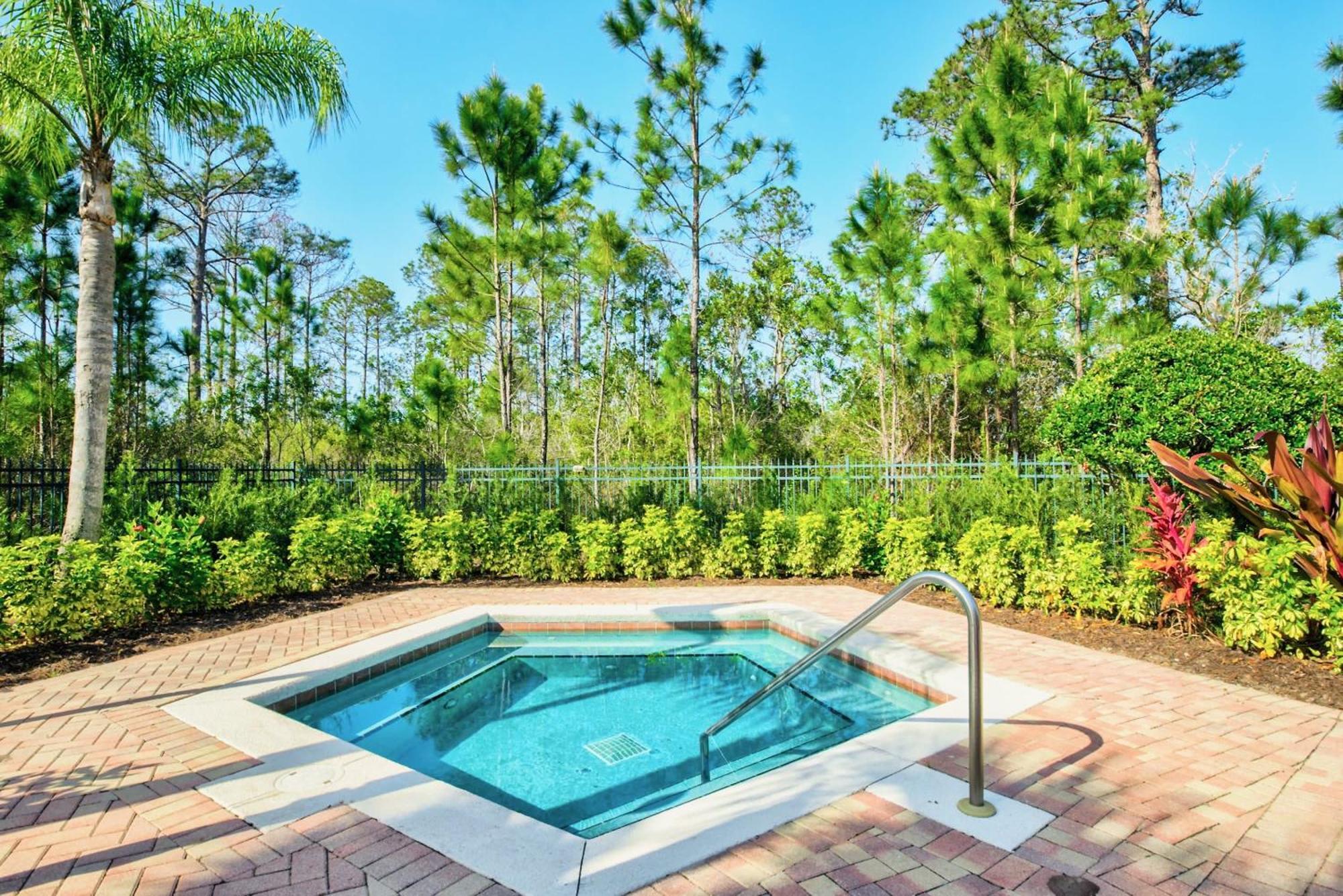 Spacious 2Br Condo With Pool & Hot Tub, Near Disney! Orlando Ngoại thất bức ảnh